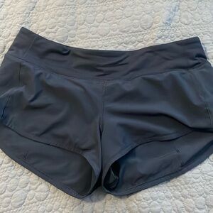 Lululemon Speed Short Low Rise 2.5 in